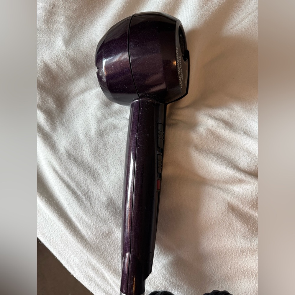 Automatic curling iron